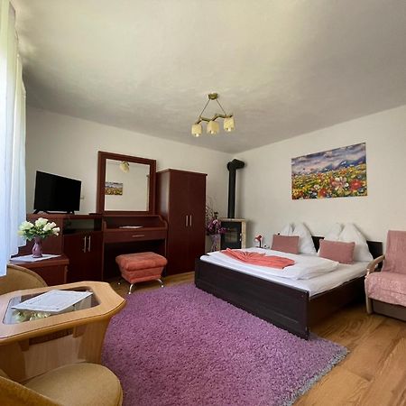 Apartmany Pod Troma Korunami Червоний Кляштор Екстер'єр фото