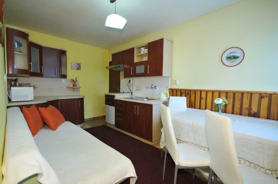 Apartmany Pod Troma Korunami Червоний Кляштор Екстер'єр фото